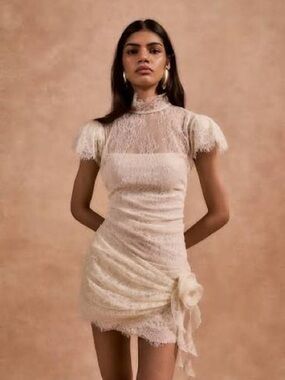 SILENTIUM MINI DRESS IN IVORY LACE